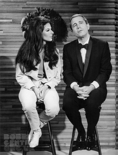 Bobbie & Perry Como on the Perry Como Holiday Special 1967 wm